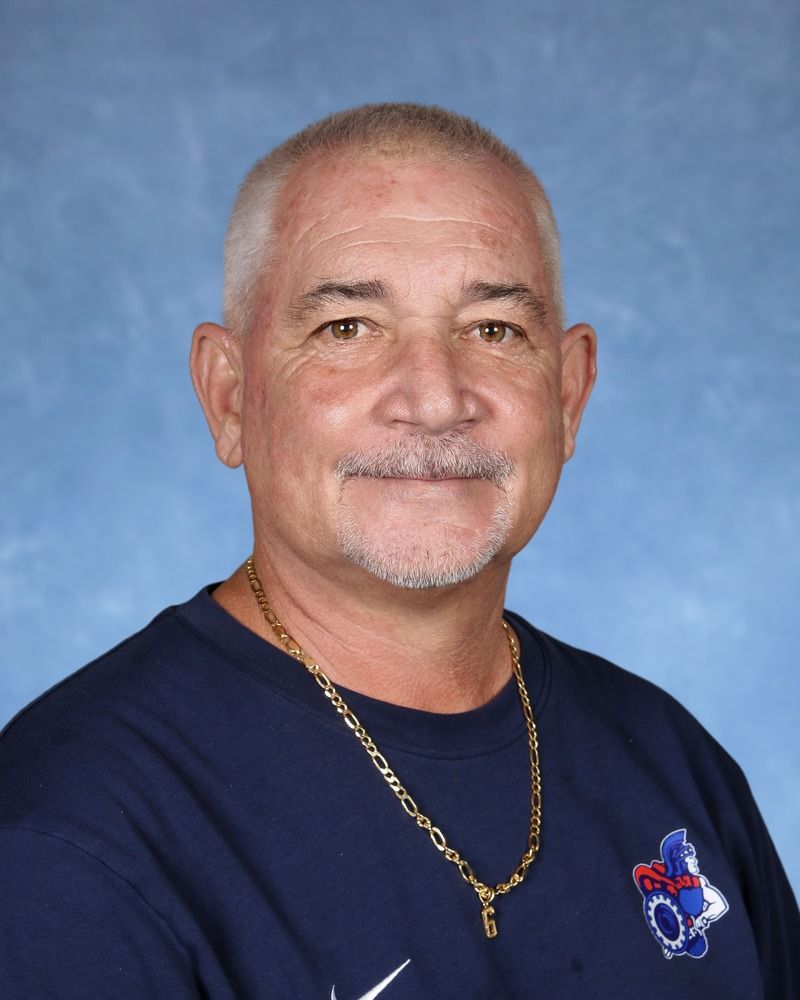 Chuck Sennett