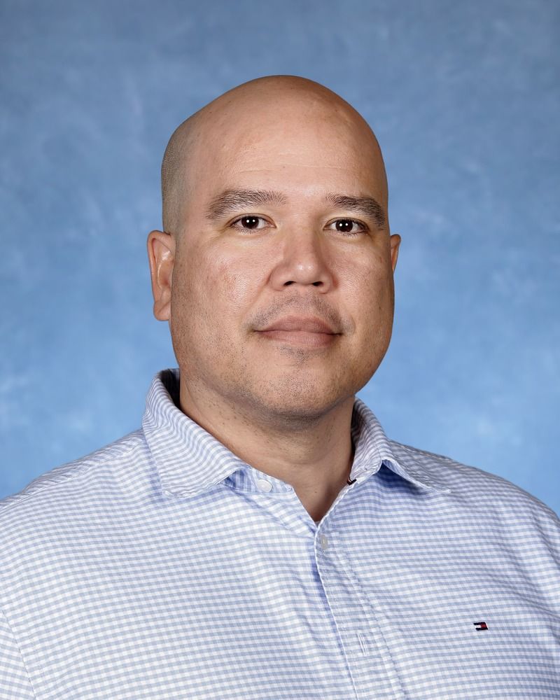 Luis Fong