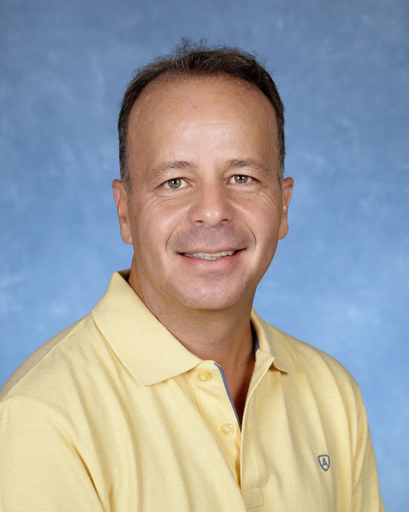 Mauricio Velazquez
