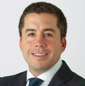 Brett Holland ’07