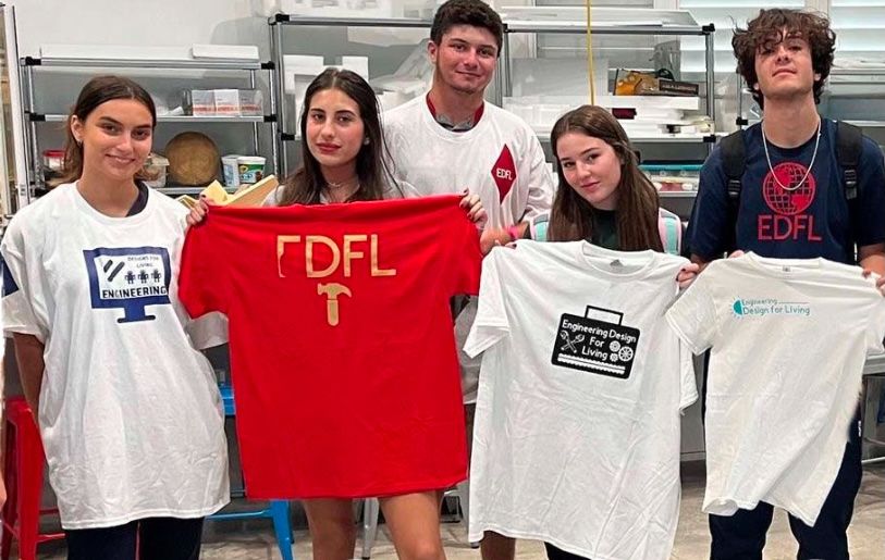 MCDS students screen printing t-shirts in the Garner Center for Innovation