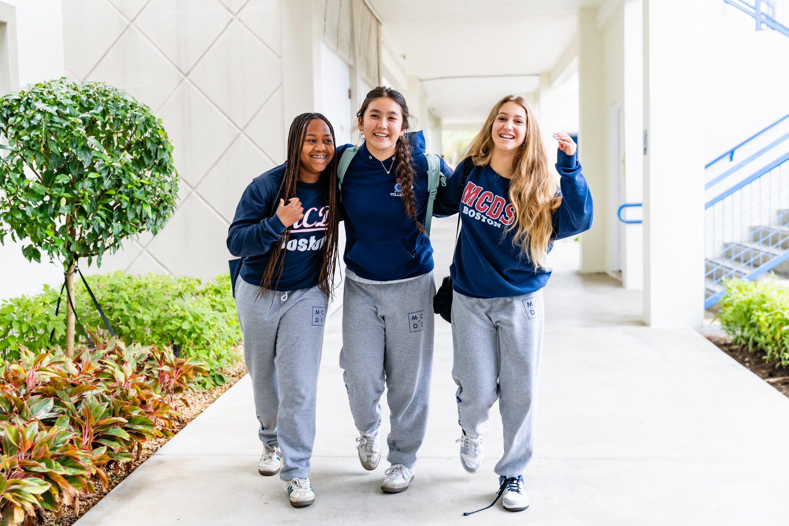 MCDS Middle School students walking together on campus
