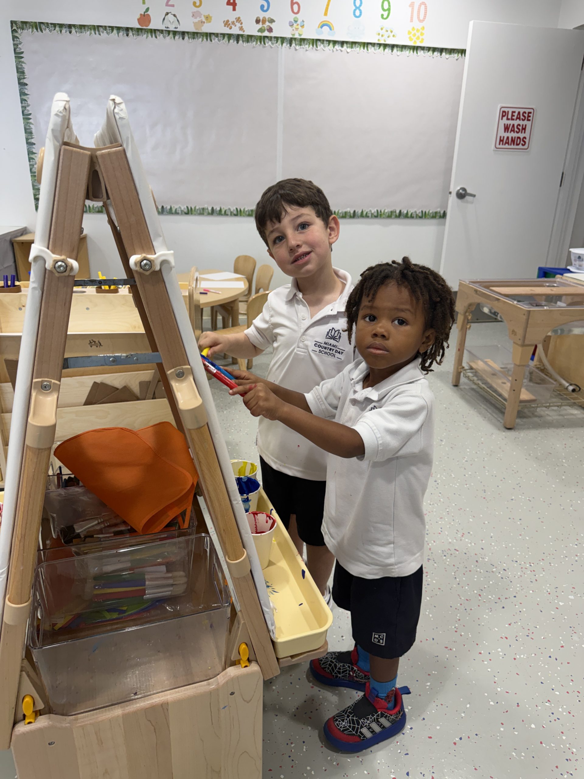 Early Childhood students engaged in a visual arts activity