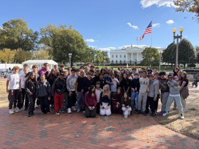 Middle School students on a grade-level trip